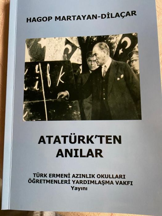 kitap%20atat%C3%BCrk.jpg