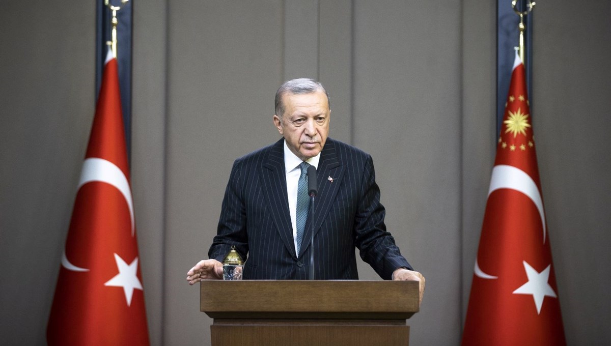 CumhurbaACumhurbaşkanı Erdoğan: Depremin maliyeti 104 milyar dolarşkanı Erdoğan: