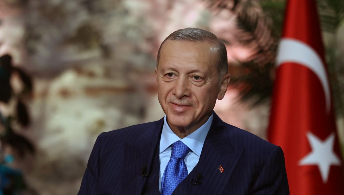 SON DAKİKA: Erdoğan: Şimdi milletin iradesini son ana kadar koruma vakti
