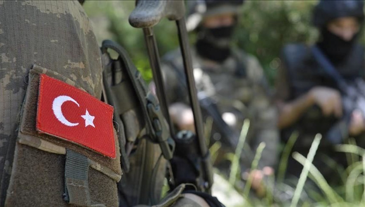 SON DAKİKA HABERİ: Pençe Harekatı bölgesinde bir asker şehit oldu